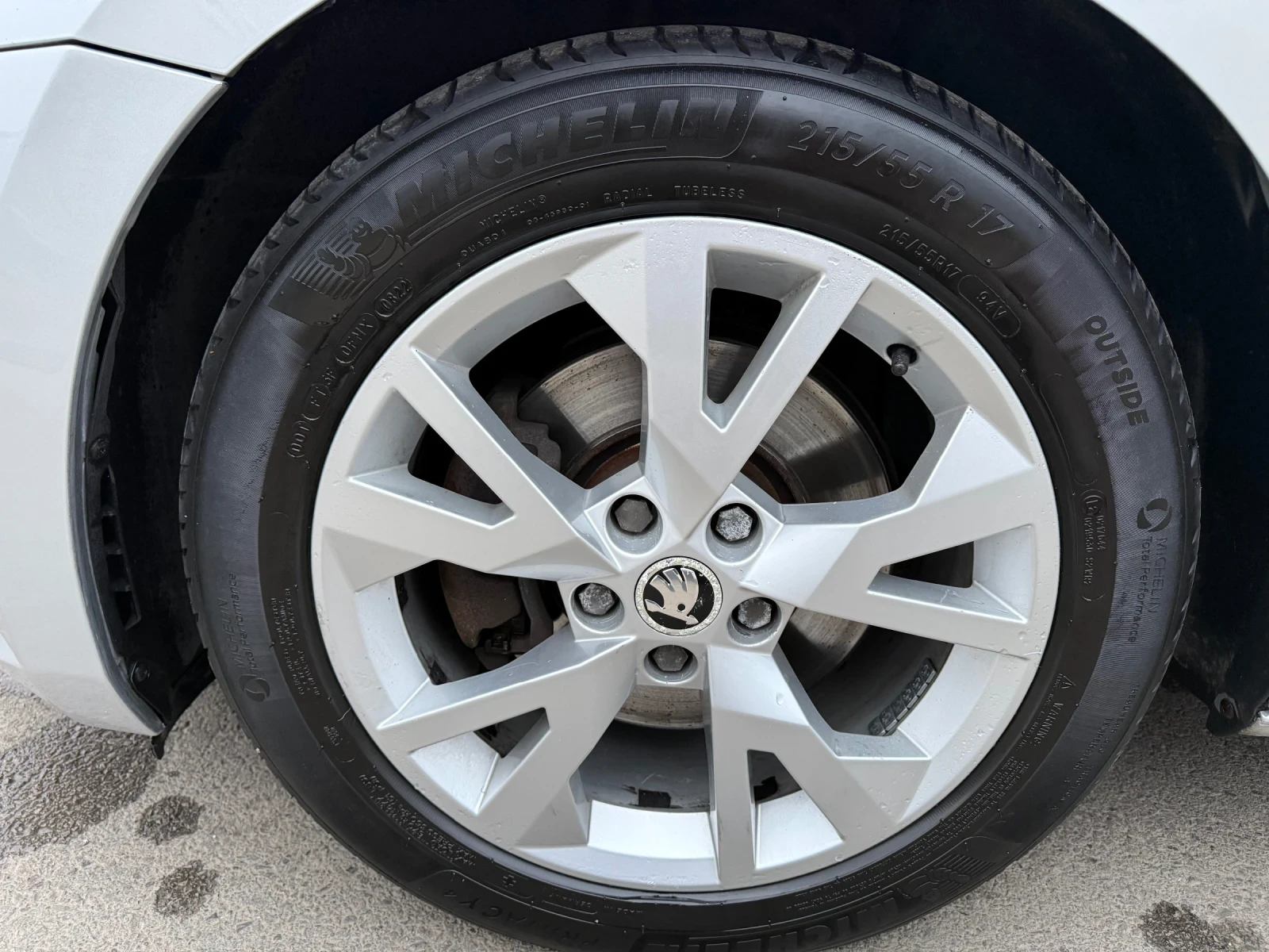 Skoda Superb 4x4, снимка 15 - Автомобили и джипове - 53890433