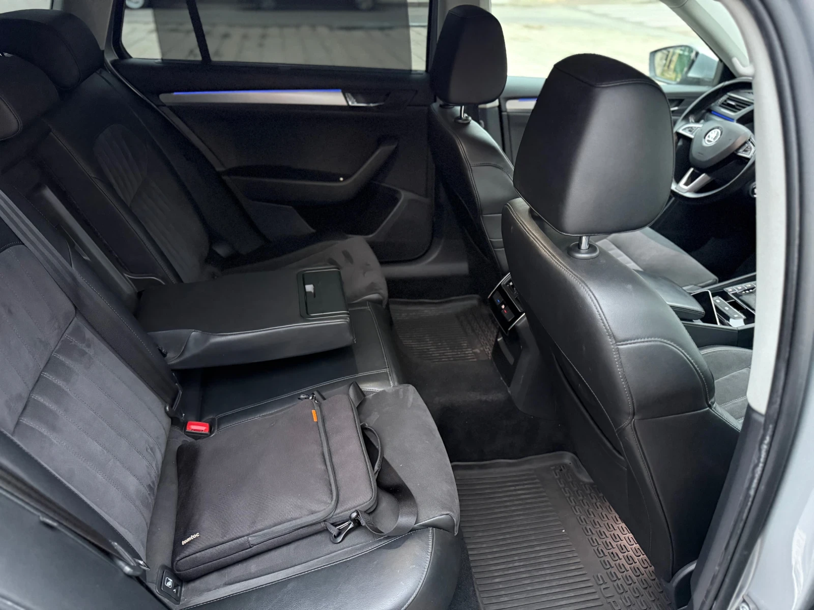 Skoda Superb 4x4, снимка 11 - Автомобили и джипове - 53890433