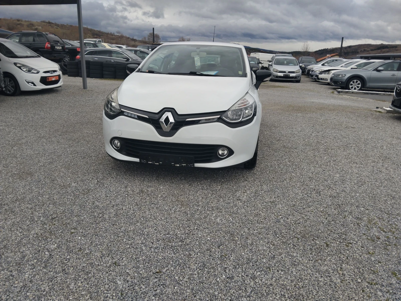 Renault Clio 1.5DCi75ксНАВИ, снимка 2 - Автомобили и джипове - 54088797
