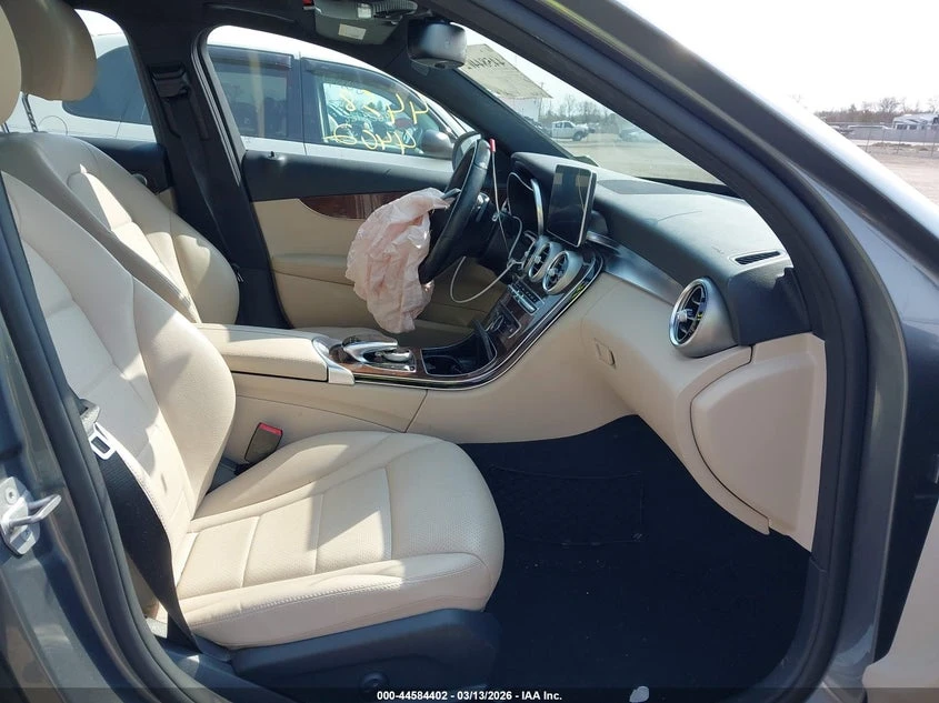 Mercedes-Benz C 300 2.0L I-4 DI, DOHC, VVT, TURBO, 241HP All Wheel | Mobile.bg � ����������� 5