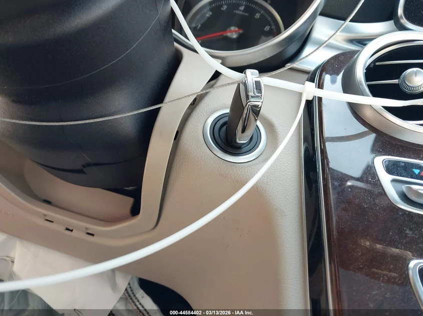 Mercedes-Benz C 300 2.0L I-4 DI, DOHC, VVT, TURBO, 241HP All Wheel | Mobile.bg � ����������� 11