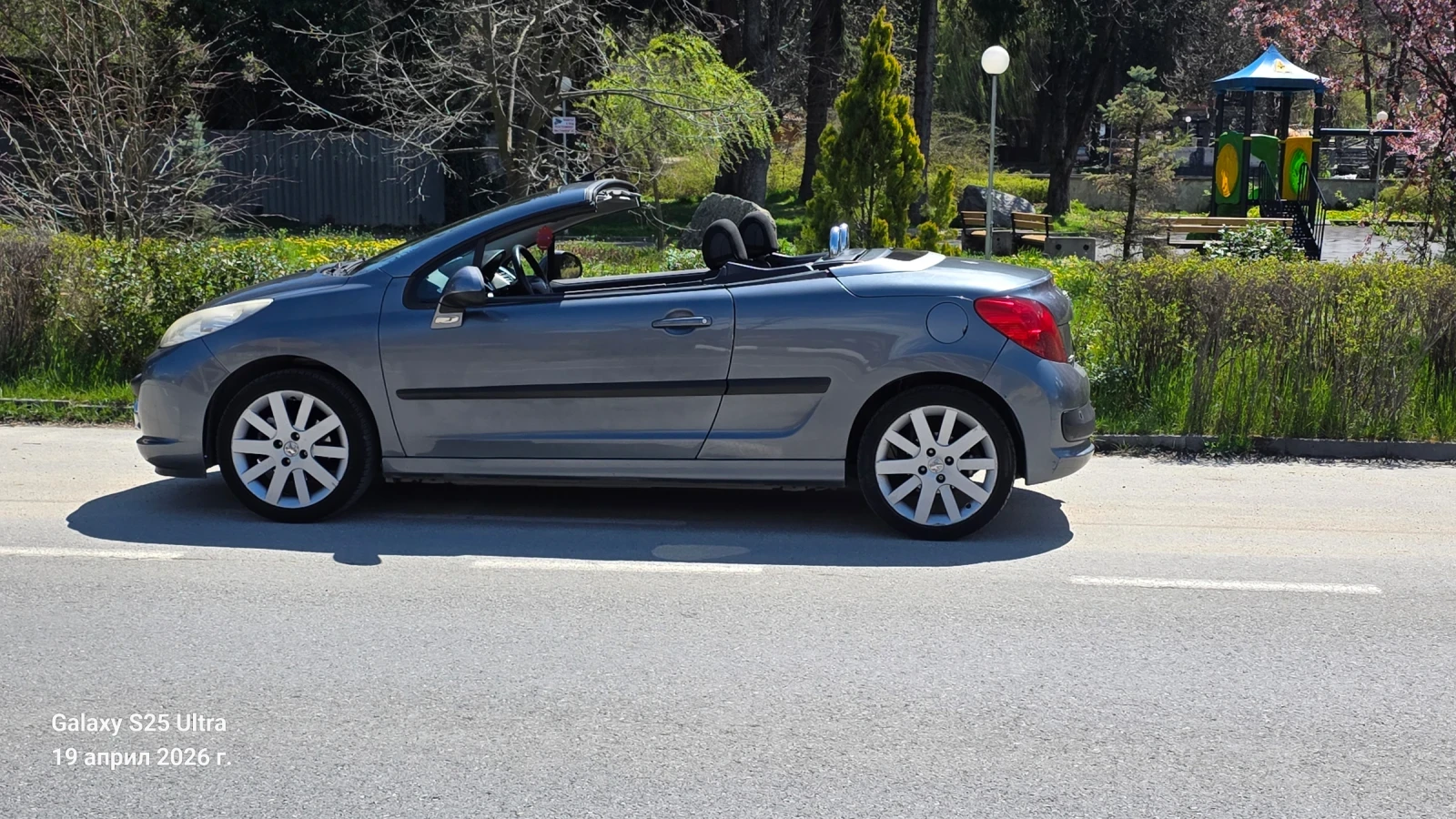 Peugeot 207 CC, снимка 10 - Автомобили и джипове - 54284351