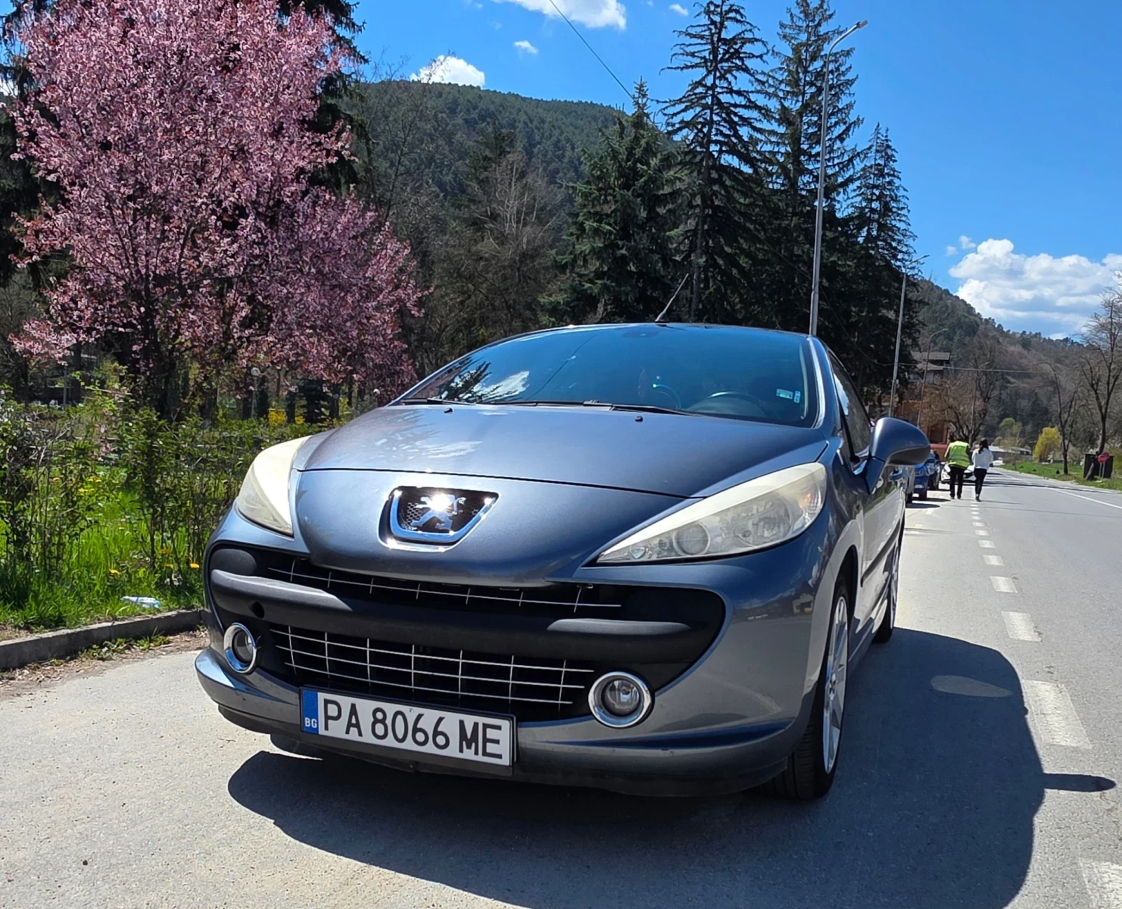 Peugeot 207 CC, снимка 5 - Автомобили и джипове - 54284351