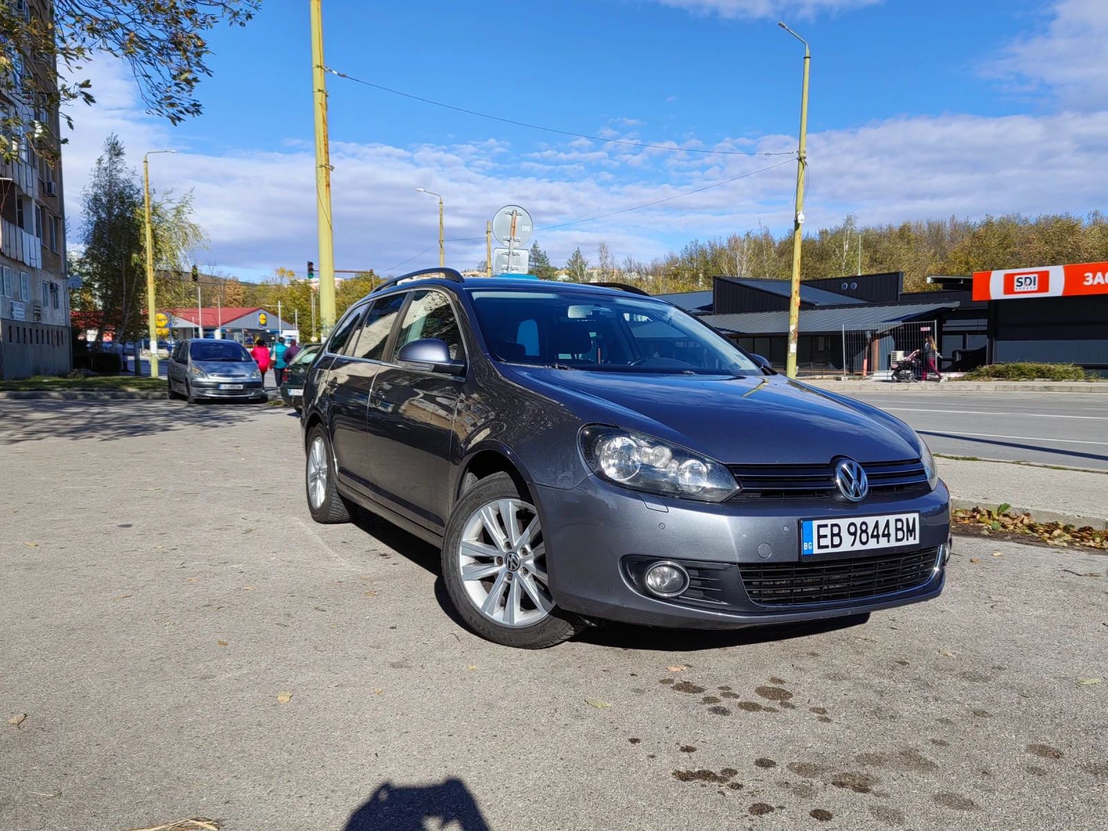 VW Golf Variant 1.6 105кс, снимка 2 - Автомобили и джипове - 54303625