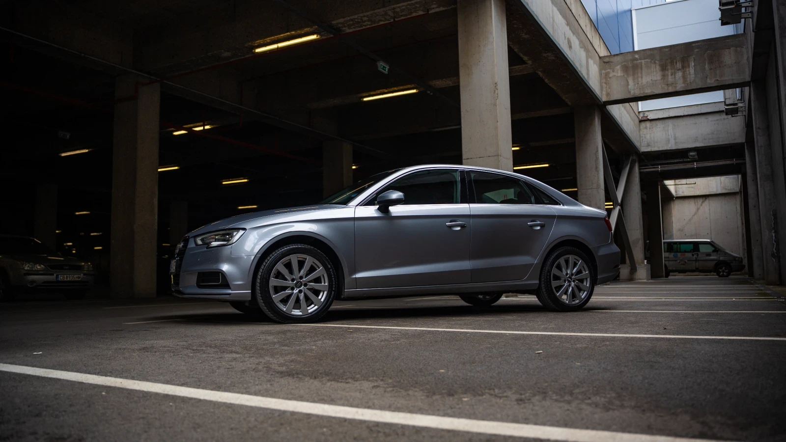 Audi A3 Limousine Facelift 1.6 TDI S tronic | Реални км., снимка 6 - Автомобили и джипове - 54486063