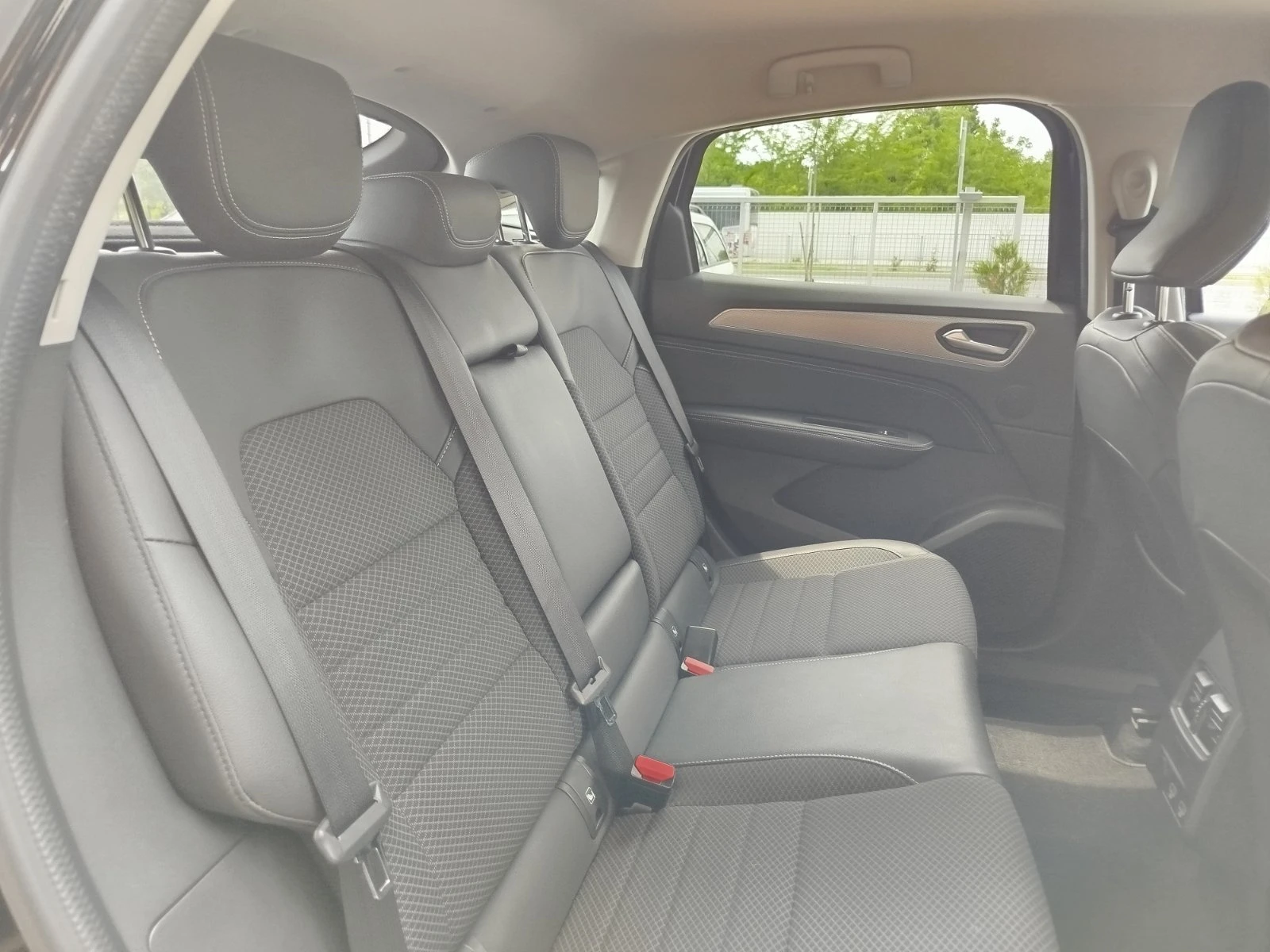 Renault Arkana 1.3 TCe / 140 �.�/ EDC | Mobile.bg � ����������� 16