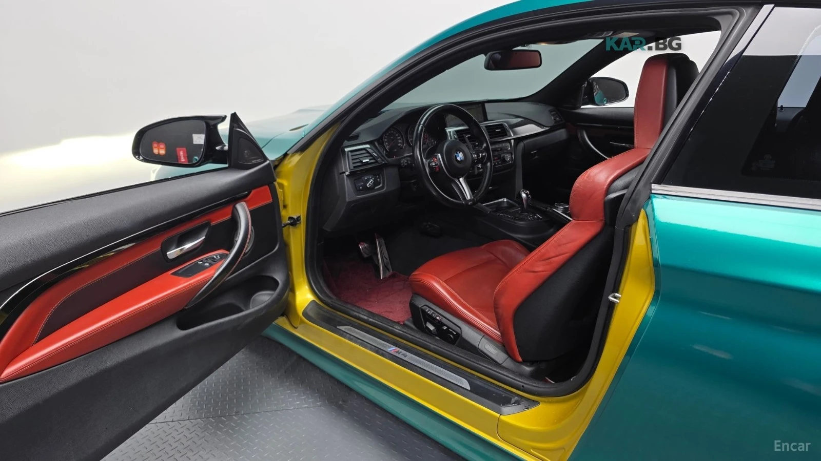 BMW M4 CARBON* HUD* КОЖА* НАВИ* 360, снимка 10 - Автомобили и джипове - 55172970