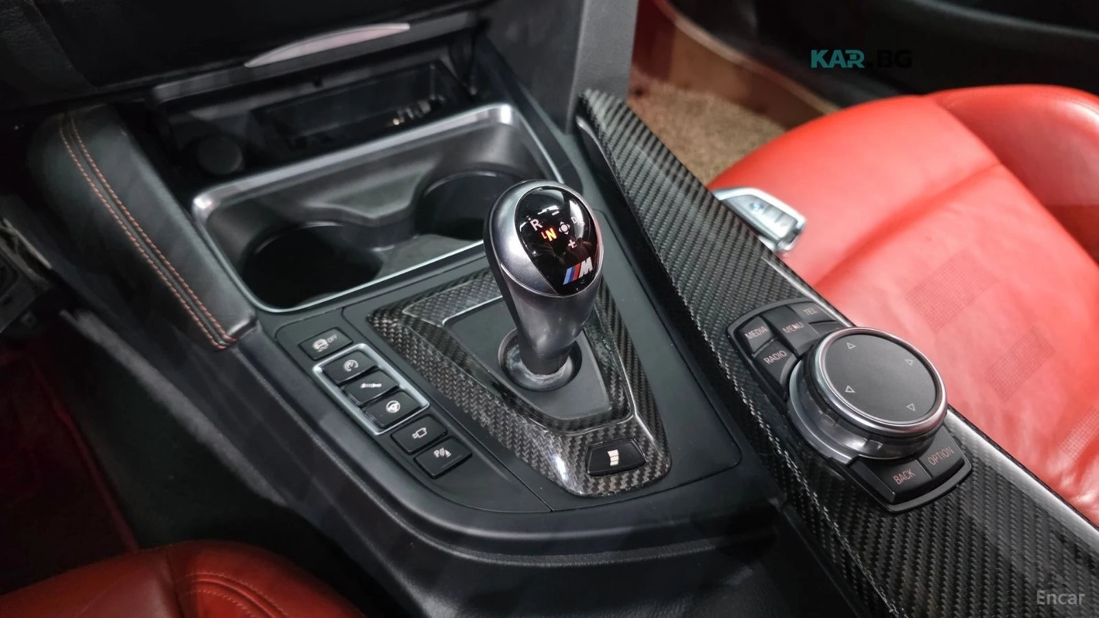 BMW M4 CARBON* HUD* КОЖА* НАВИ* 360, снимка 9 - Автомобили и джипове - 55172970