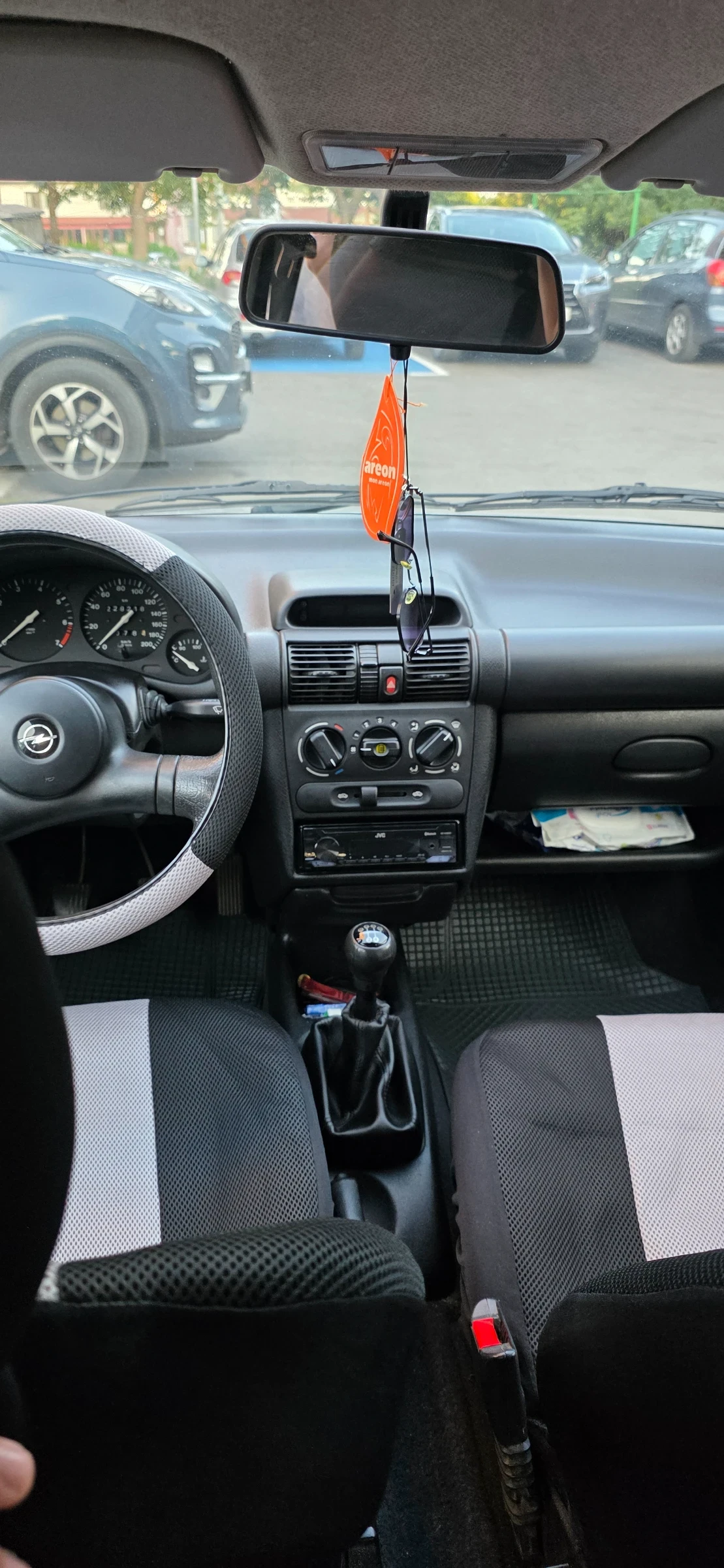 Opel Corsa, снимка 5 - Автомобили и джипове - 55605508