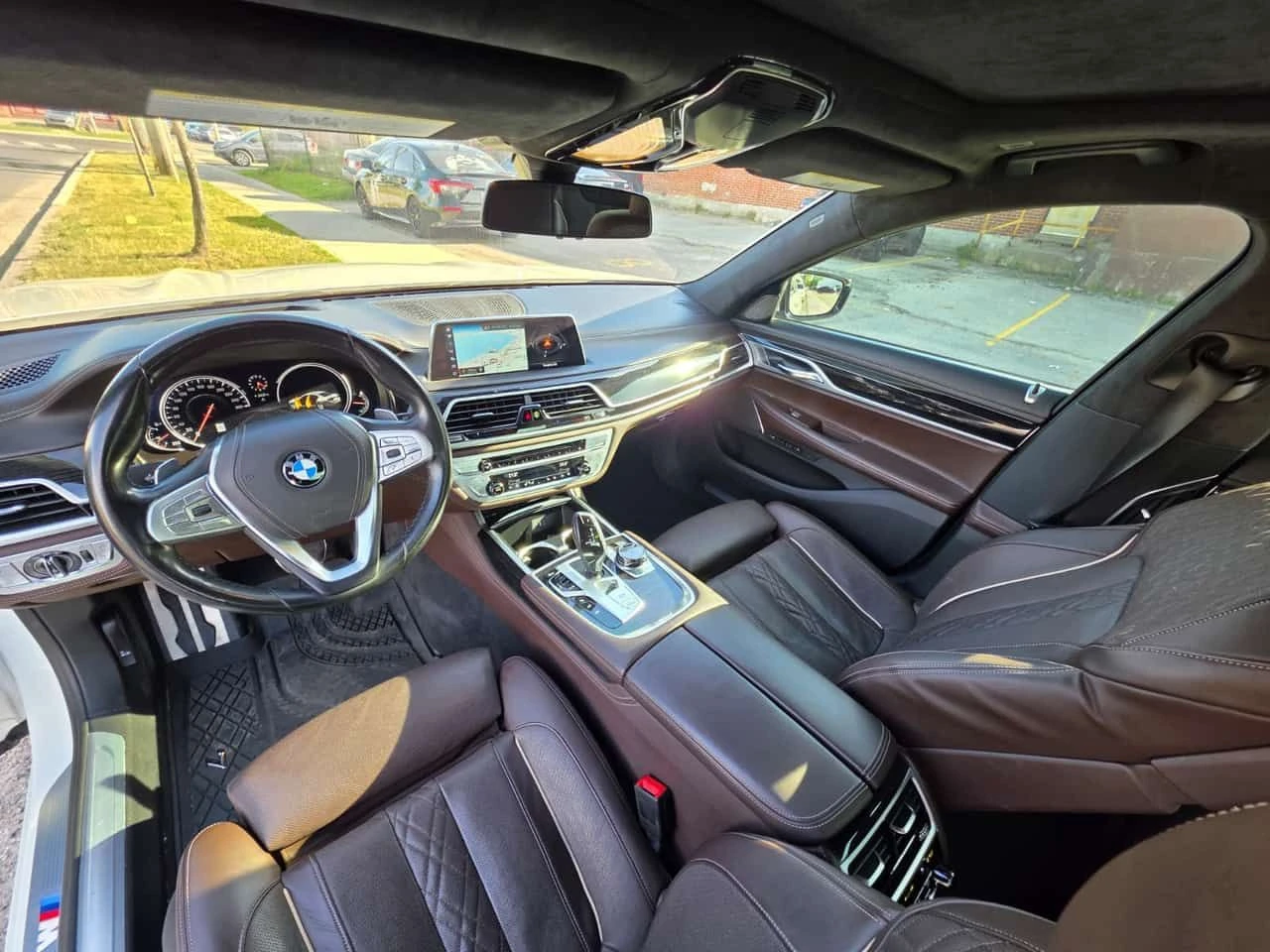 BMW 750 i xDrive /���������/���������/360 | Mobile.bg � ����������� 12