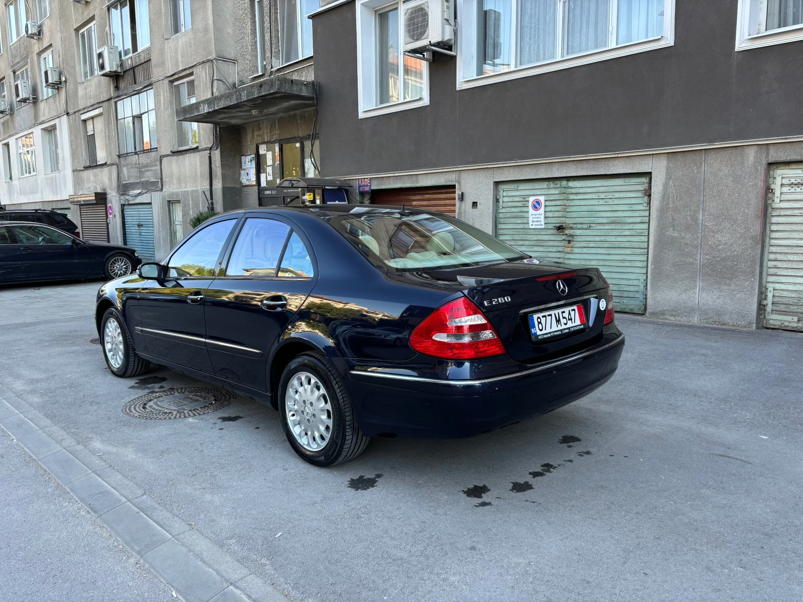Mercedes-Benz E 280 Реални 150.000 КМ!, снимка 3 - Автомобили и джипове - 56155055