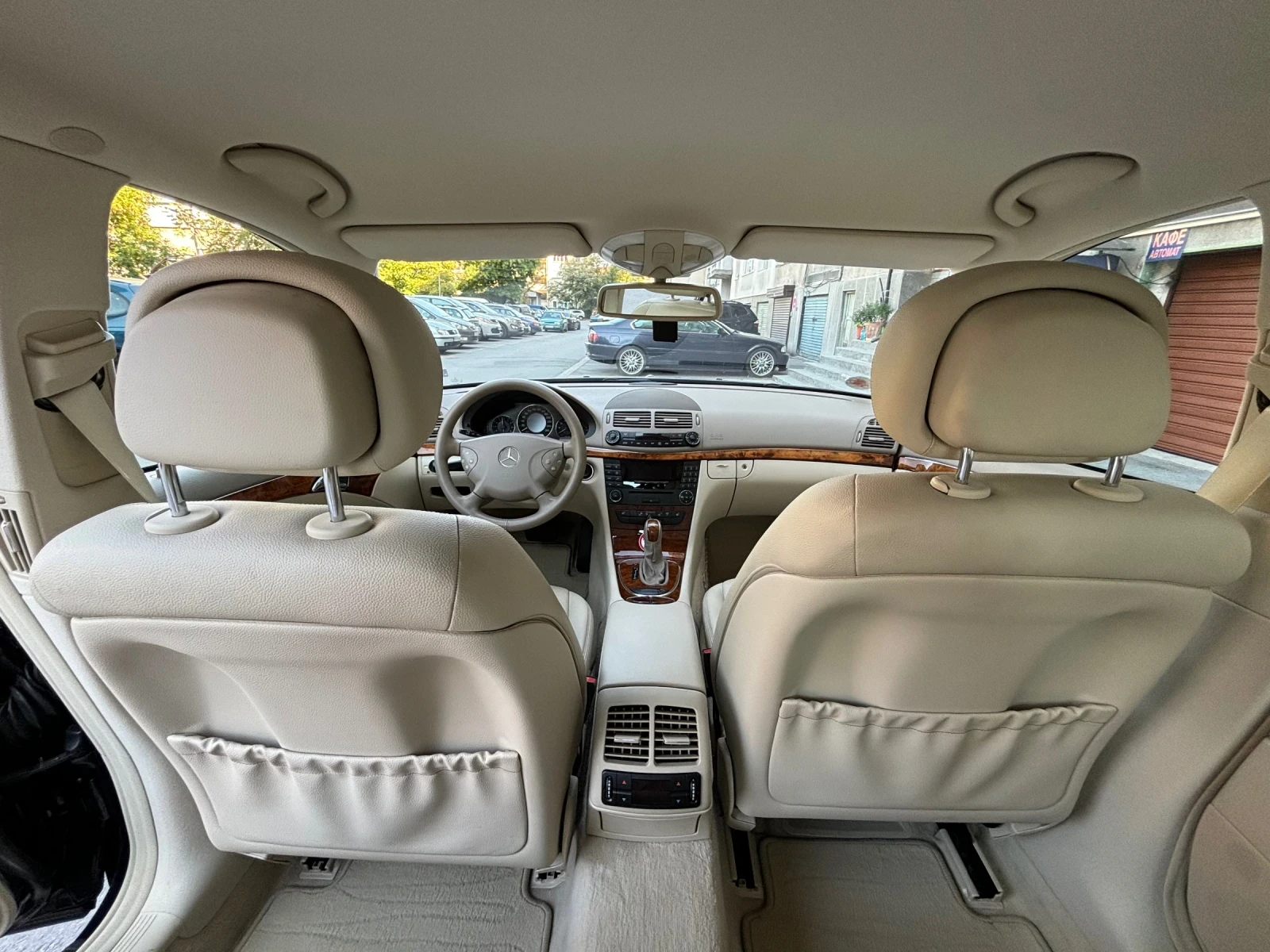 Mercedes-Benz E 280 Реални 150.000 КМ!, снимка 11 - Автомобили и джипове - 56155055