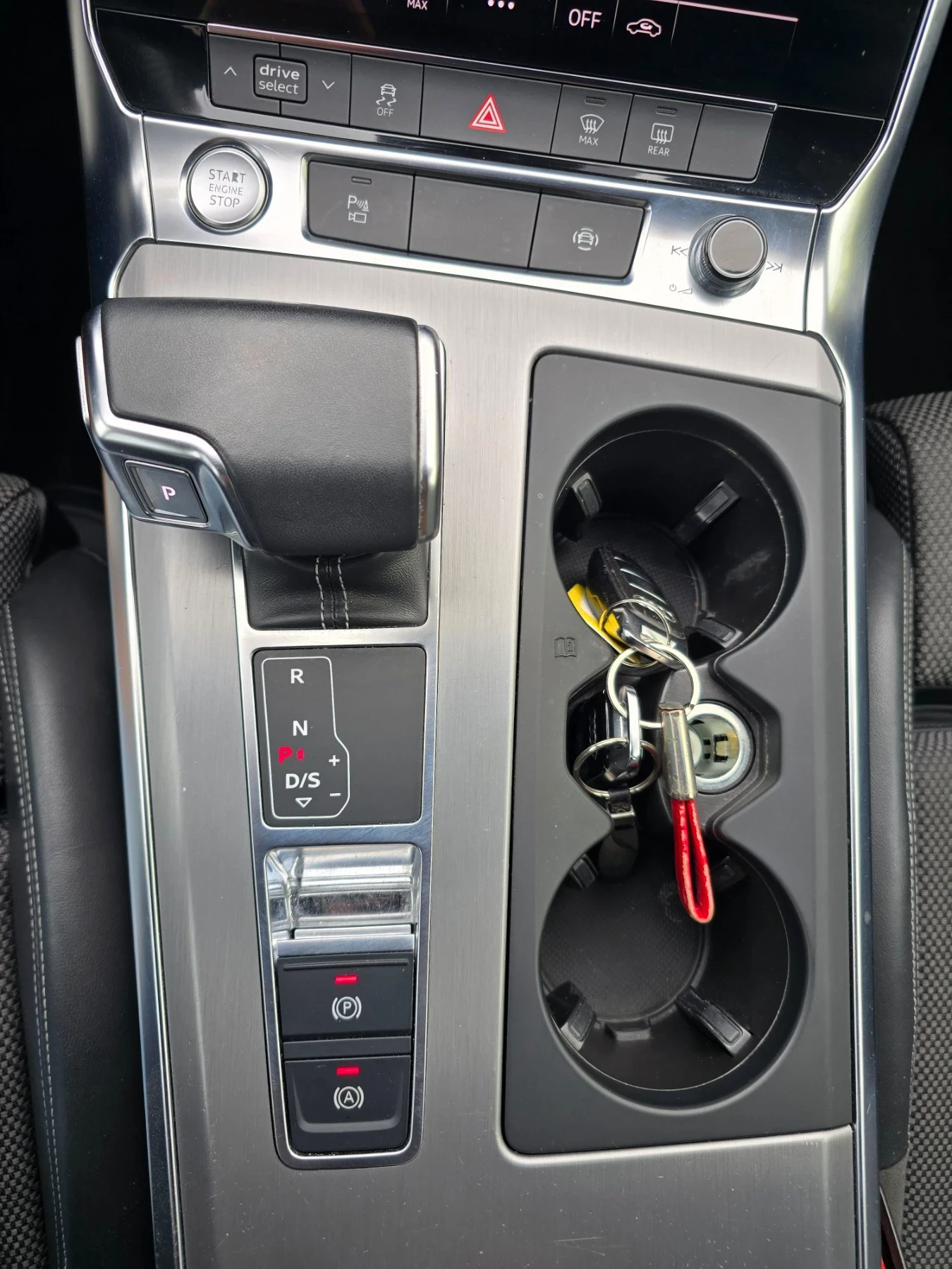 Audi A6 SLINE/CAMERA/MATRIX/20ZOL, снимка 14 - Автомобили и джипове - 56222401
