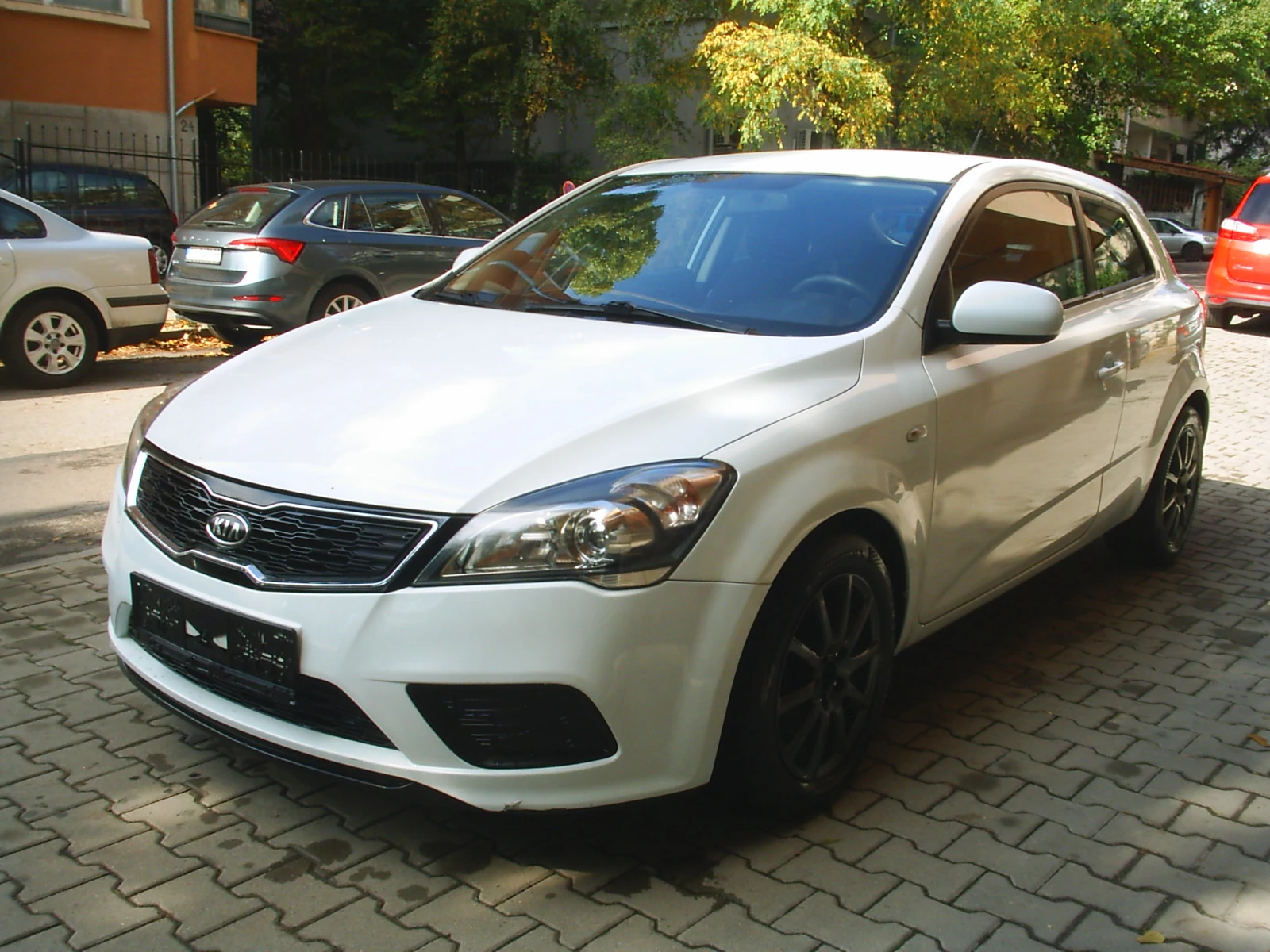 Kia Pro ceed 1.4 16V 90k.c., снимка 7 - Автомобили и джипове - 56543323