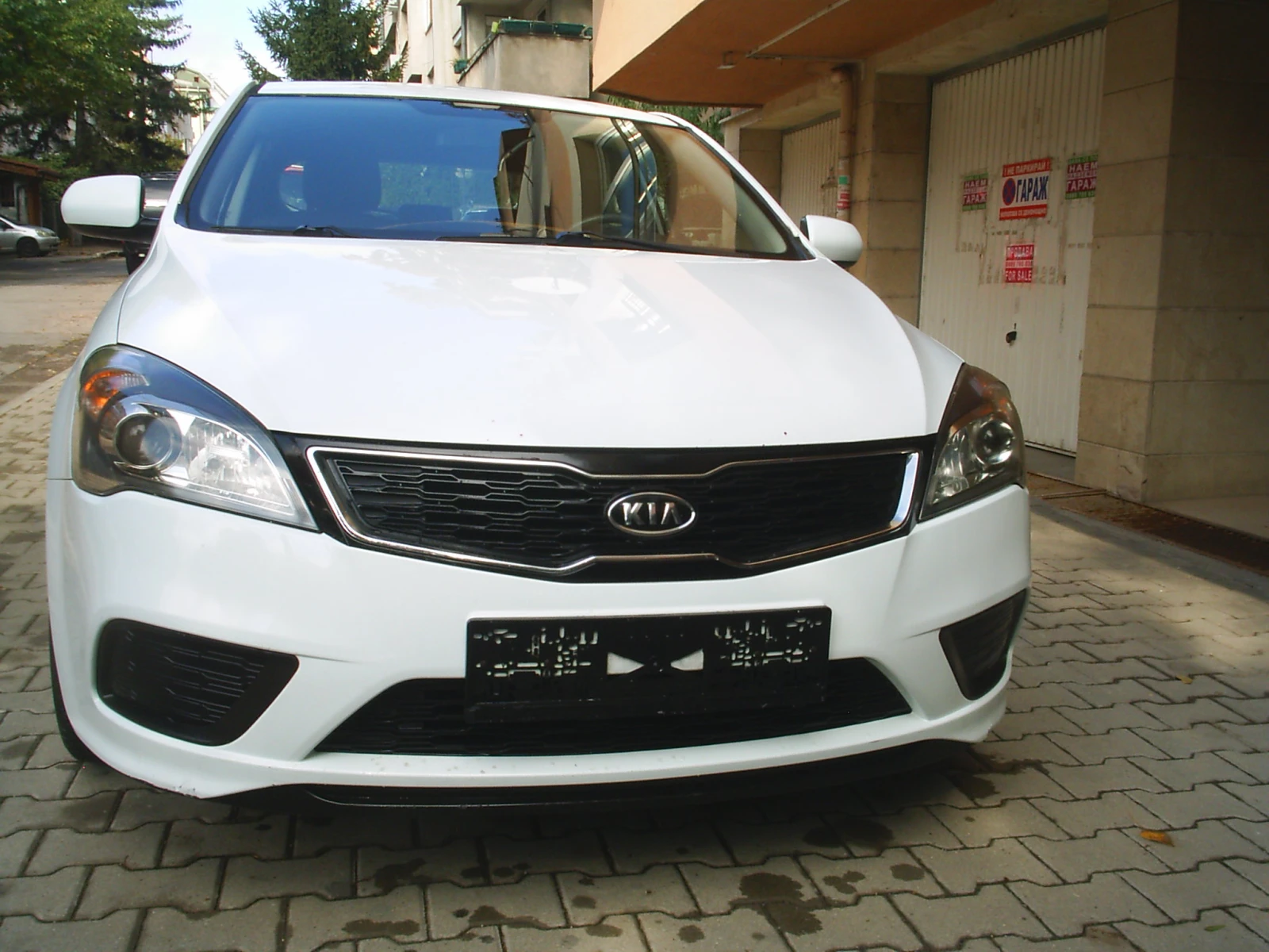 Kia Pro ceed 1.4 16V 90k.c., снимка 14 - Автомобили и джипове - 56543323