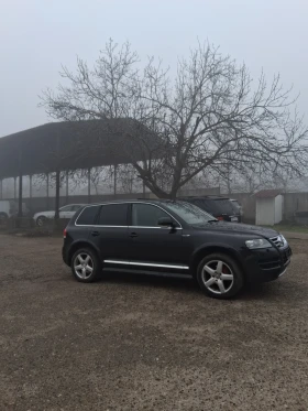 VW Touareg 3.0 tdi 224+ + R-line, снимка 2