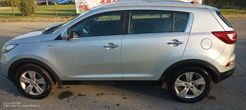 Kia Sportage, снимка 1 - Автомобили и джипове - 47751140