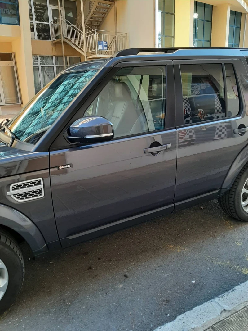 Land Rover Discovery 4, снимка 4 - Автомобили и джипове - 47943471