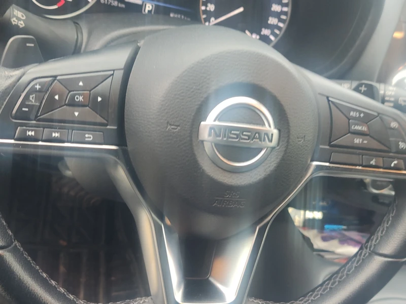 Nissan Juke, снимка 10 - Автомобили и джипове - 48443512