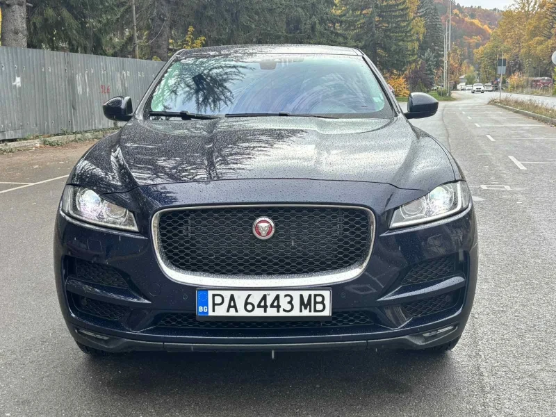 Jaguar F-PACE