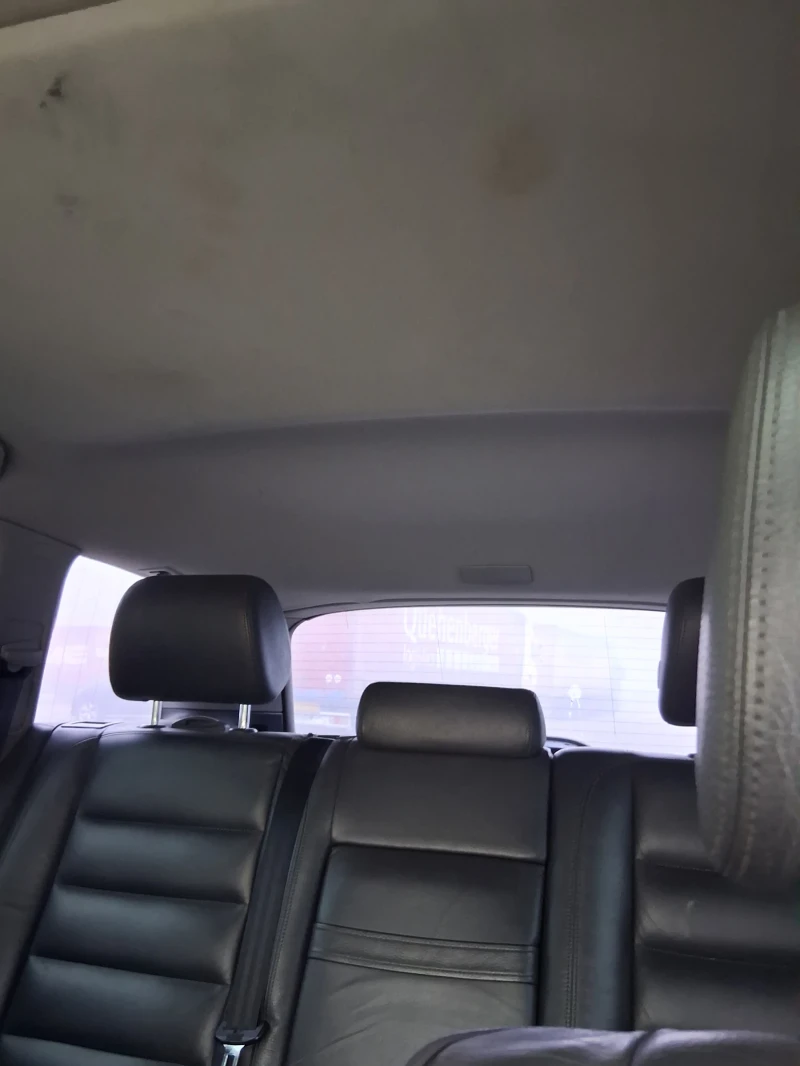 VW Touareg 3.0 tdi 224+ + R-line, снимка 10 - Автомобили и джипове - 52977458