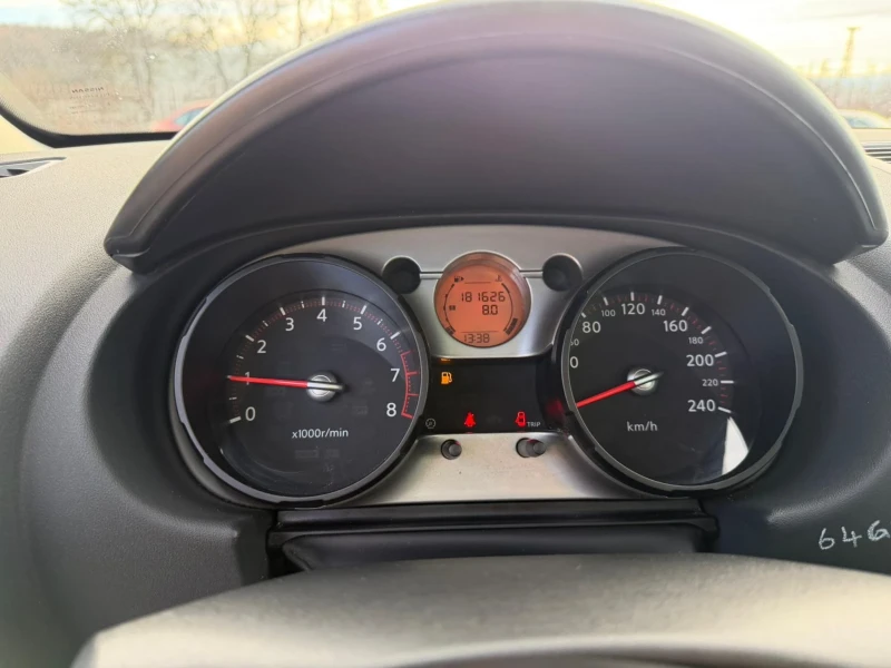 Nissan Qashqai 2.0 - 4x4 - КОЖА - ПАНОРАМА , снимка 13 - Автомобили и джипове - 53052525