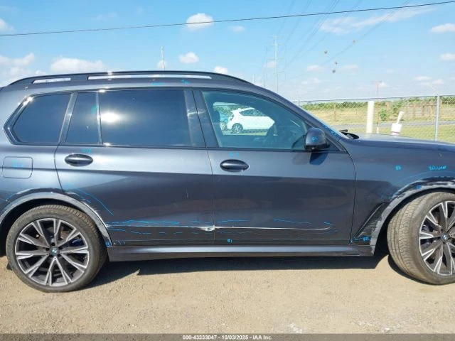 BMW X7 XDRIVE50I - изображение 9