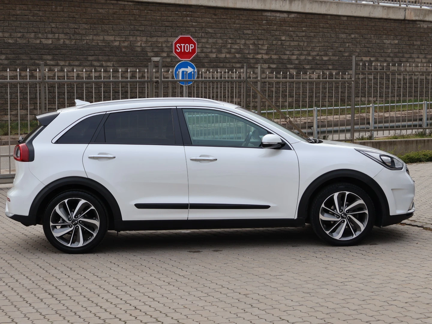 Kia Niro HYBRID - изображение 9