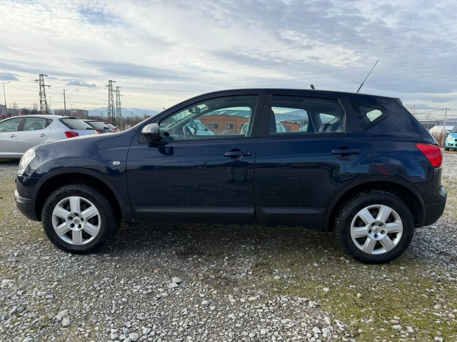 Nissan Qashqai 2.0 - 4x4 - КОЖА - ПАНОРАМА  - изображение 4