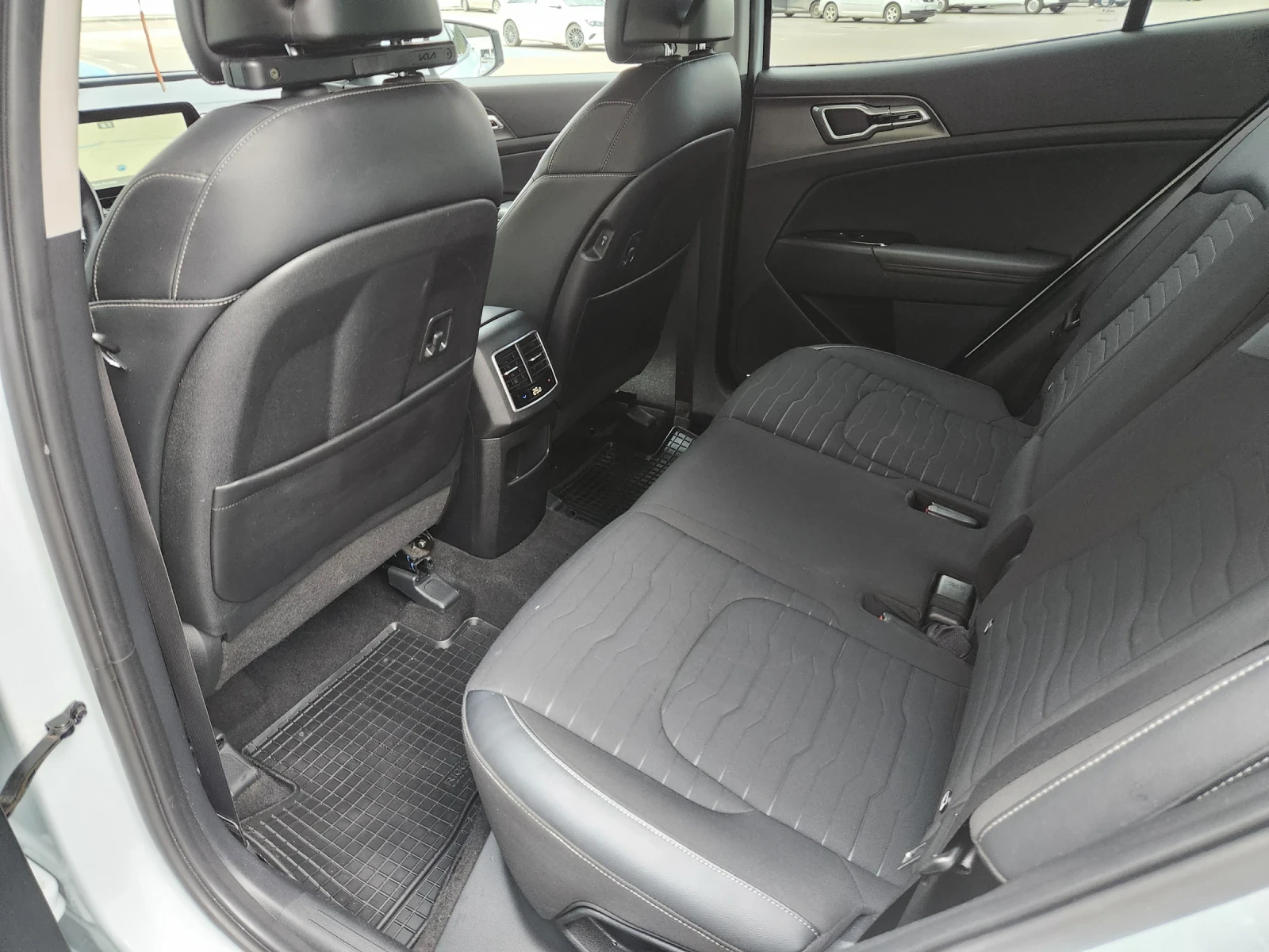 Kia Sportage 1 собственик НОВА , снимка 11 - Автомобили и джипове - 54099405