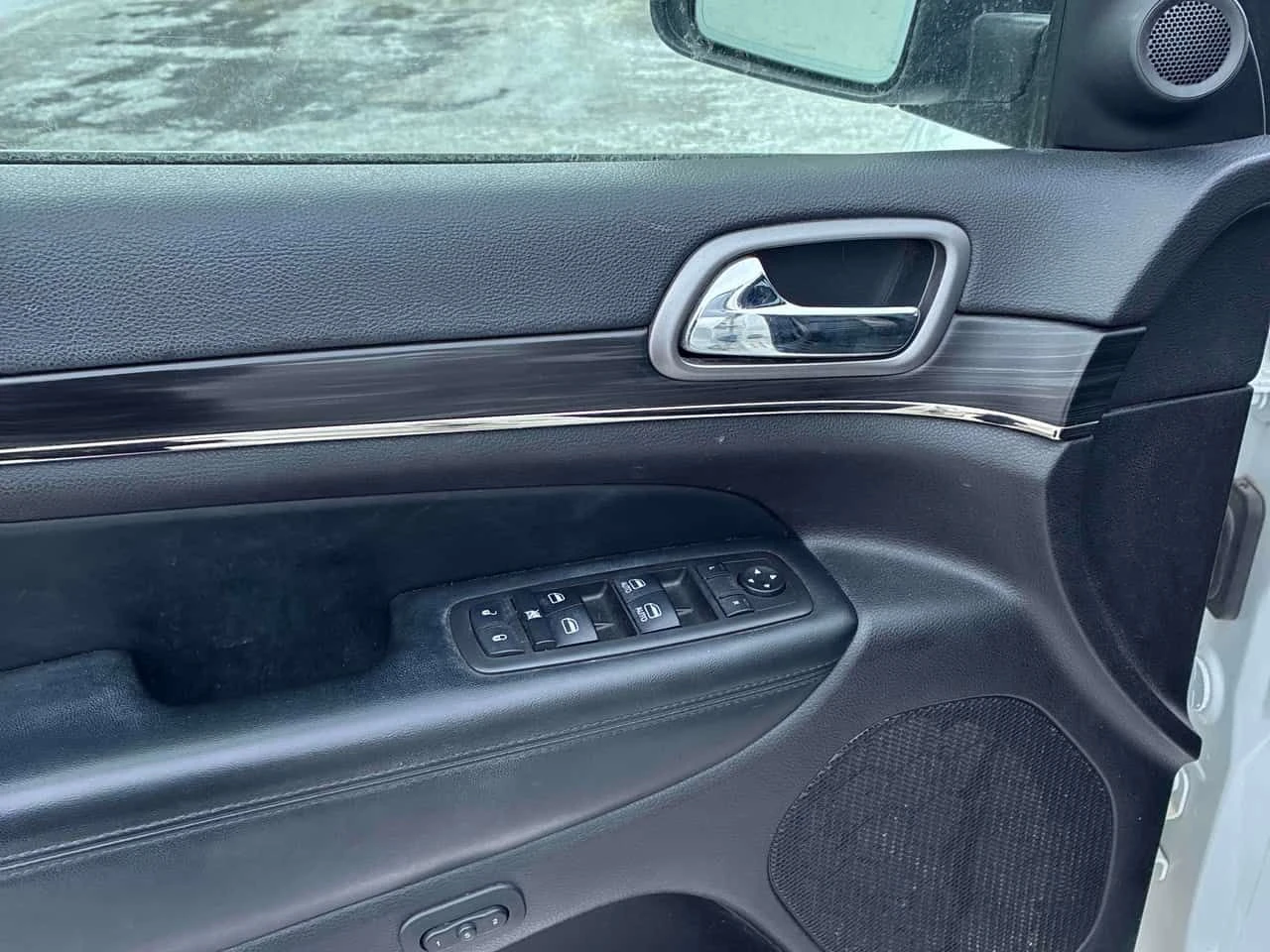 Jeep Grand cherokee * Limited X * ОБДУХВАНЕ* ПОДГРЕВИ* ПАНОРАМА* , снимка 11 - Автомобили и джипове - 53713777