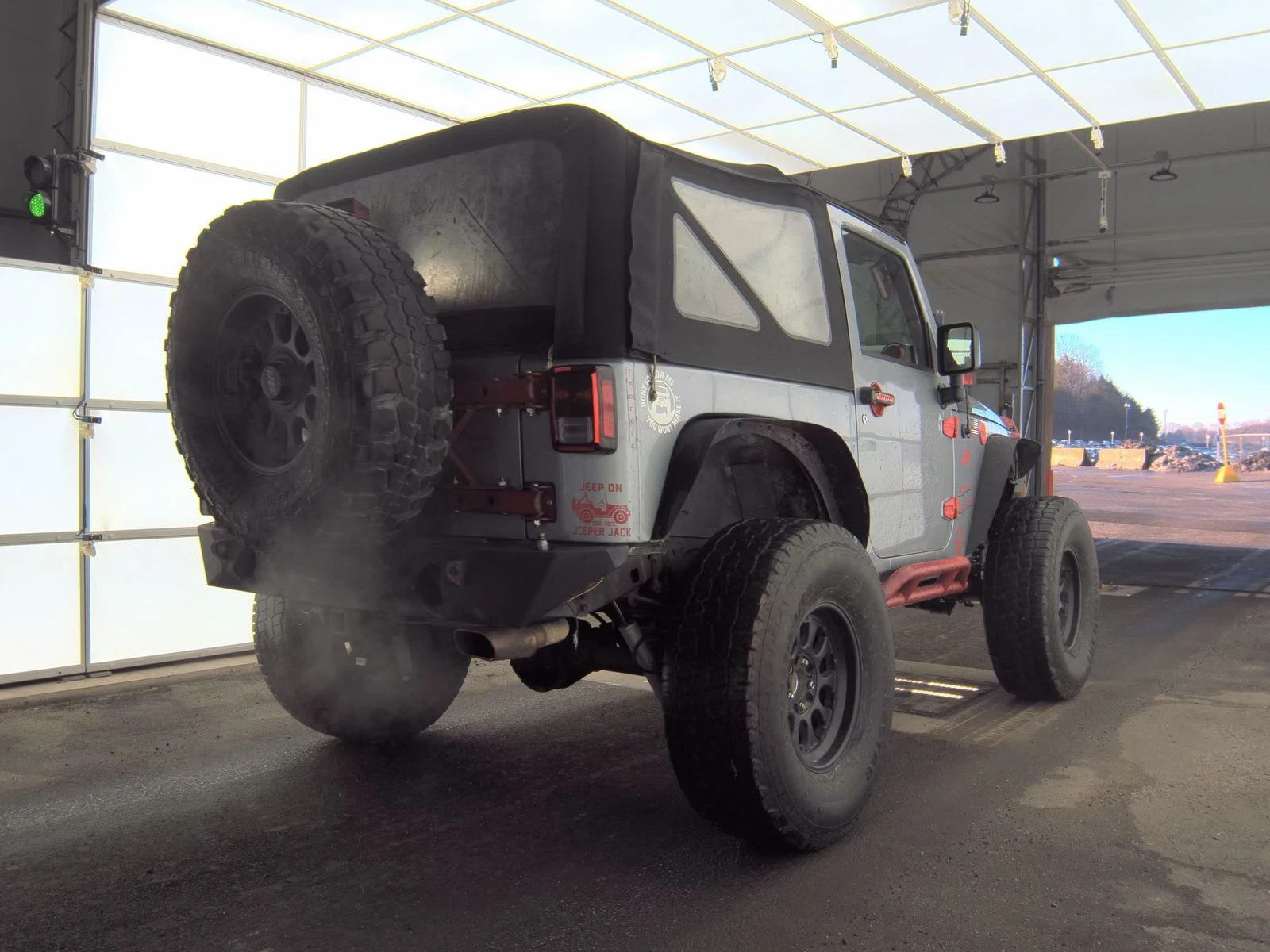 Jeep Wrangler  - изображение 4