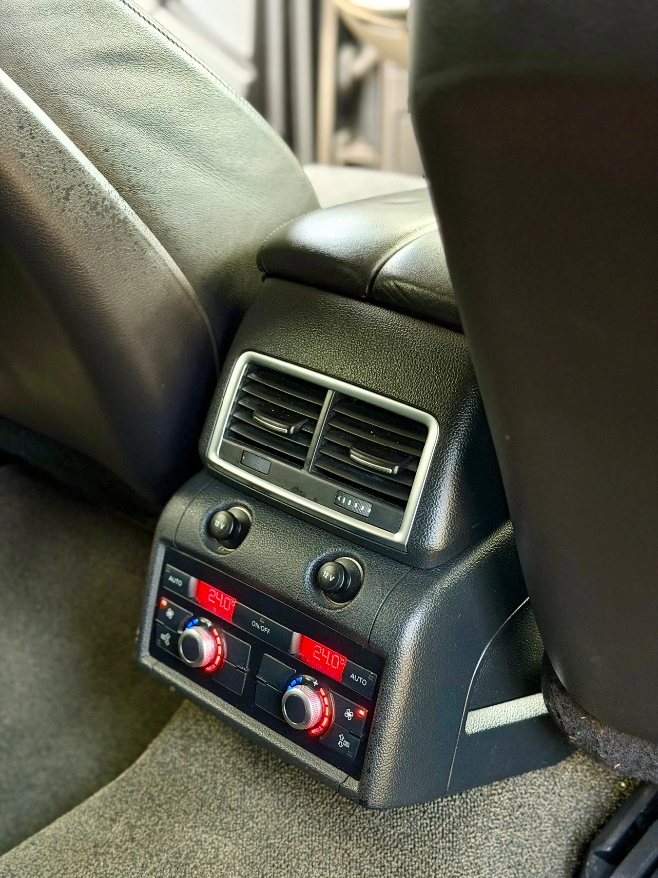 Audi Q7, снимка 16 - Автомобили и джипове - 53897765