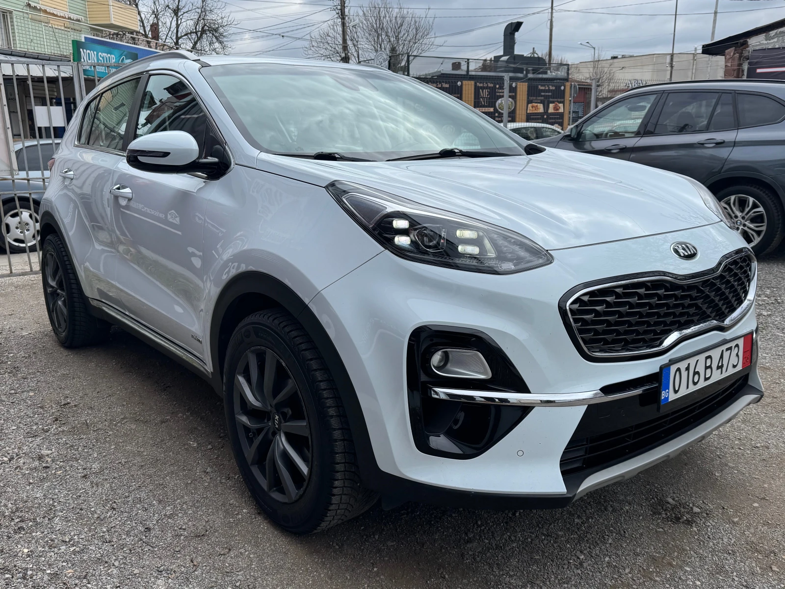 Kia Sportage 1.6 турбо , 4х4 фейслифт , автомат   , Швейцария, снимка 2 - Автомобили и джипове - 53950589