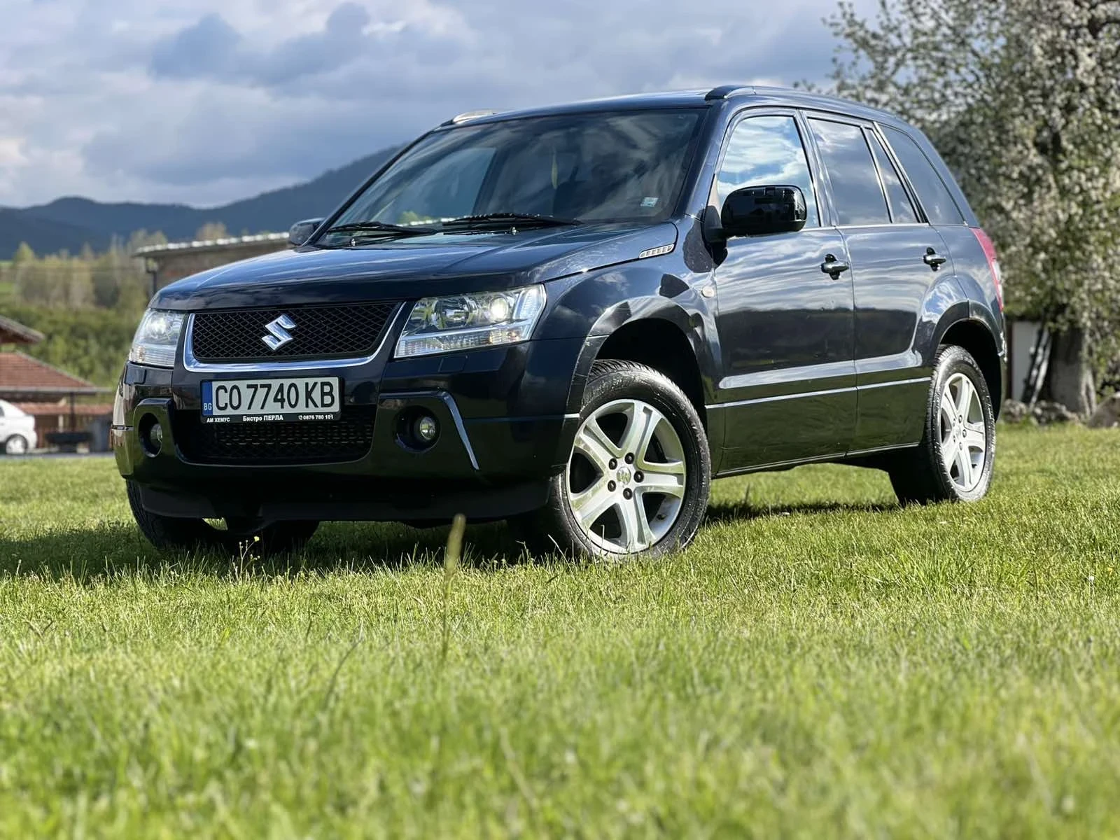 Suzuki Grand vitara 1.9 Diesel, снимка 8 - Автомобили и джипове - 54401076