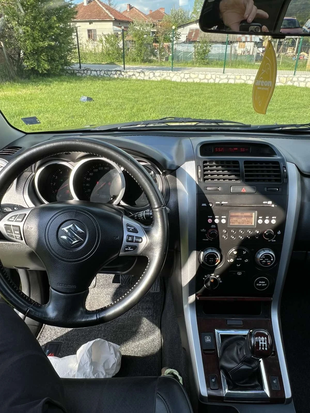 Suzuki Grand vitara 1.9 Diesel, снимка 14 - Автомобили и джипове - 54401076