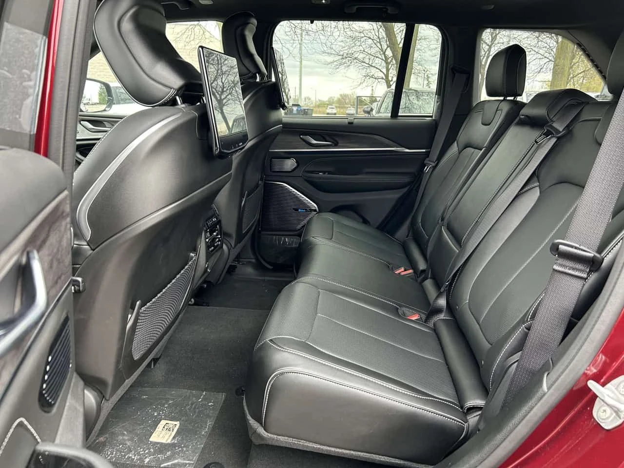 Jeep Grand cherokee * Overland 4x4 * CARFAX * ЦЕНА ДО БГ, снимка 11 - Автомобили и джипове - 54896228