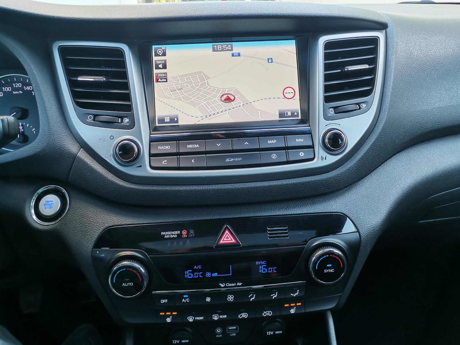 Hyundai Tucson  Xennon/Ст.Таван/, снимка 15 - Автомобили и джипове - 55074580
