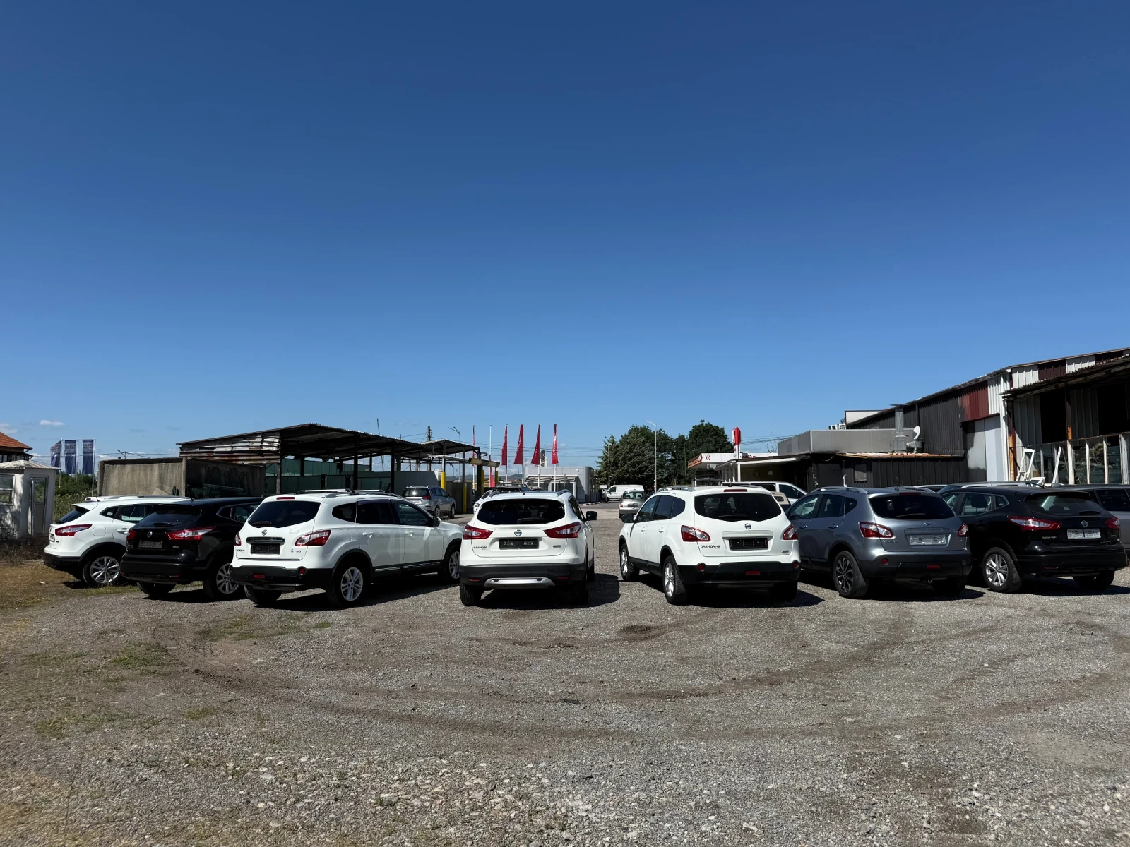 Nissan Qashqai 1.5DCI включена регистрация, снимка 17 - Автомобили и джипове - 55274616