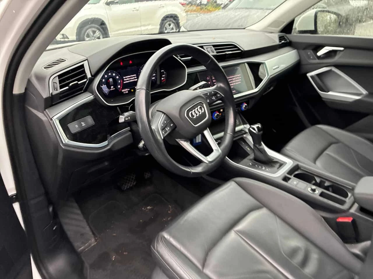 Audi Q3 Komfort * CARFAX * ���������� *  | Mobile.bg � ����������� 7