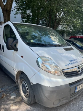 Opel Vivaro Бус, снимка 1