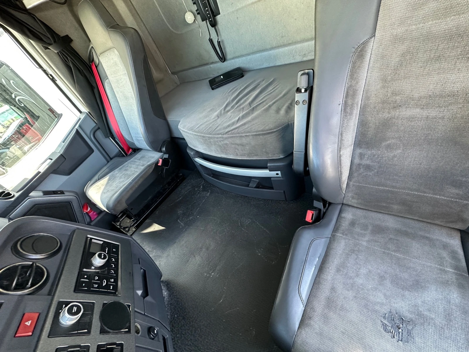 Renault Premium   | Mobile.bg   14