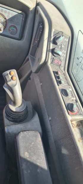 Телескопичен товарач Claas, снимка 2