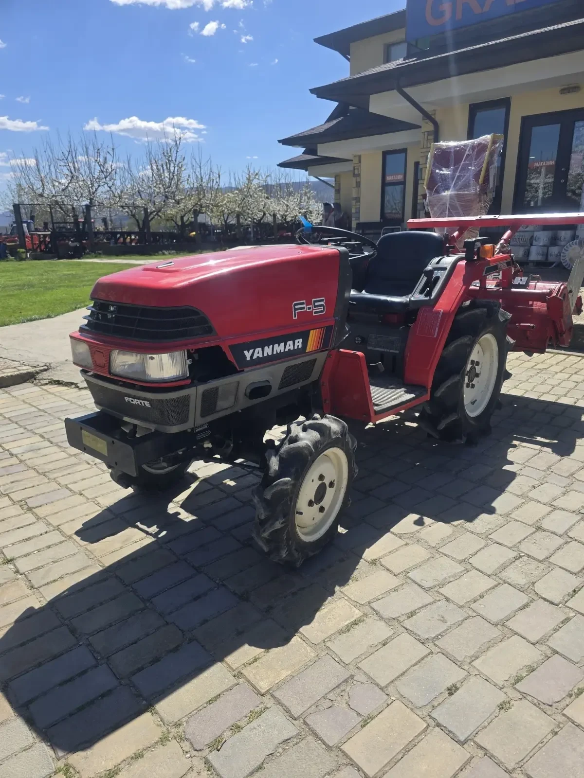 Трактор Yanmar Yanmar F5, снимка 2 - Селскостопанска техника - 54138071