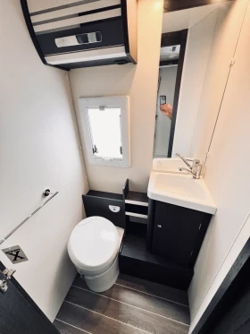 Кемпер ROLLER TEAM Kronos 284 TL 5 местен , снимка 14