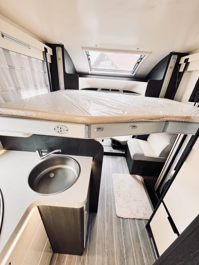 Кемпер ROLLER TEAM Kronos 284 TL 5 местен АВТОМАТИК DOMETIC, снимка 10 - Каравани и кемпери - 50621756