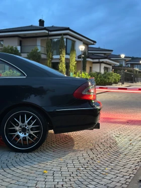 Mercedes-Benz CLK 270 CDI, снимка 2