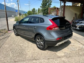     Volvo V40 Cross Country 2.0 d3 Momentum