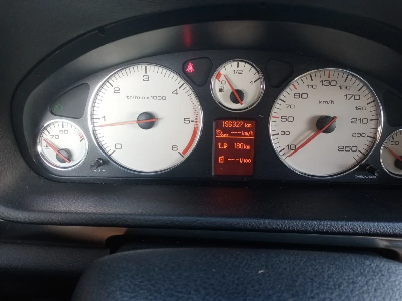 Peugeot 407 1.6 HDI-109кс, снимка 17 - Автомобили и джипове - 41861450