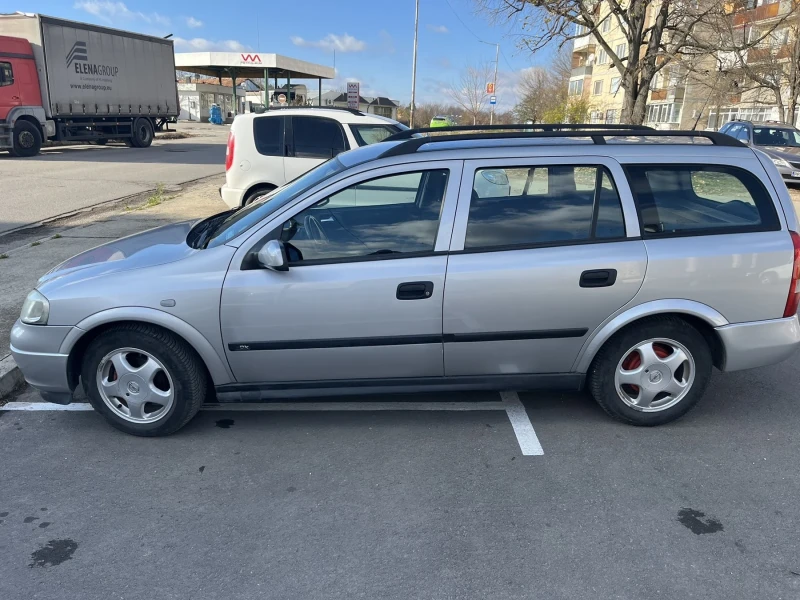 Opel Astra, снимка 2 - Автомобили и джипове - 48085452